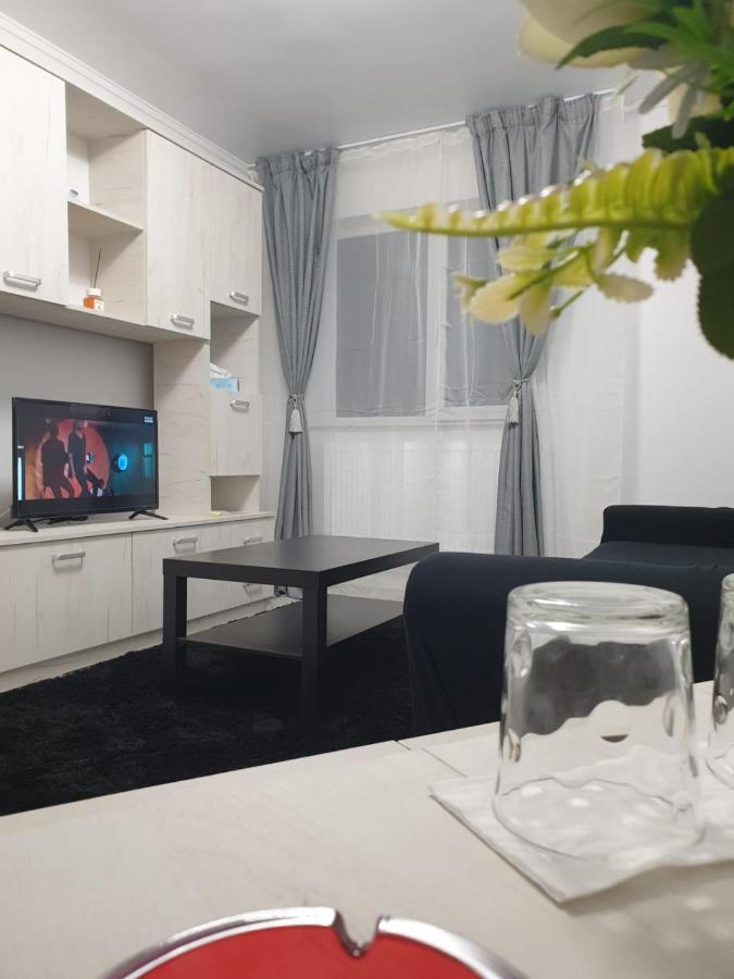 Lucky Apartment Piteşti Eksteriør billede