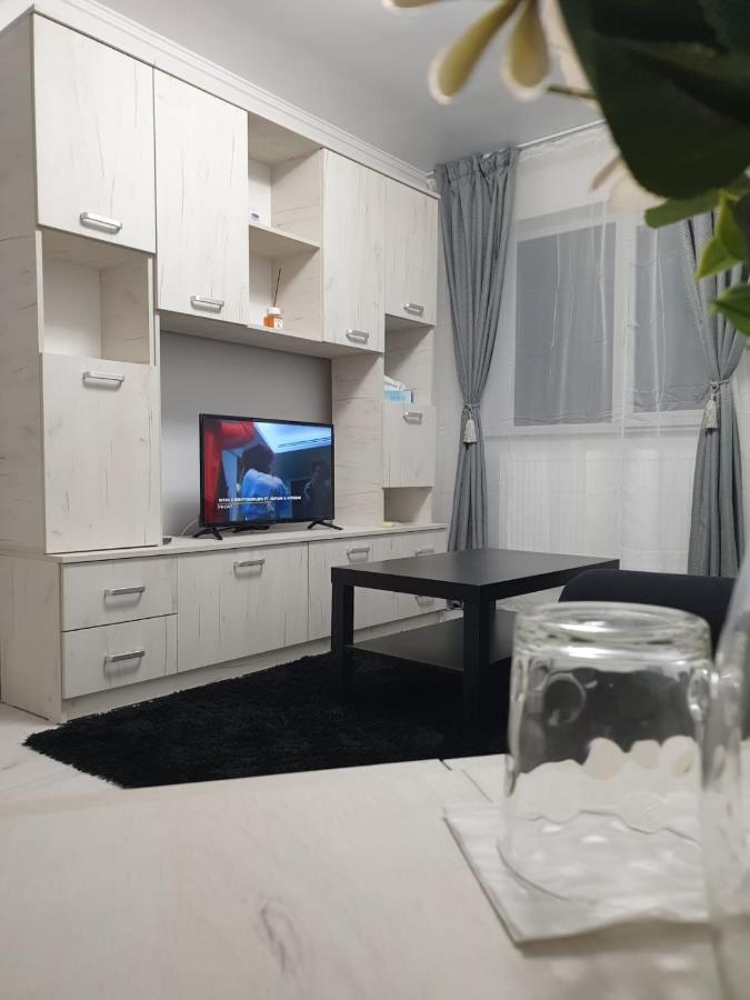 Lucky Apartment Piteşti Eksteriør billede
