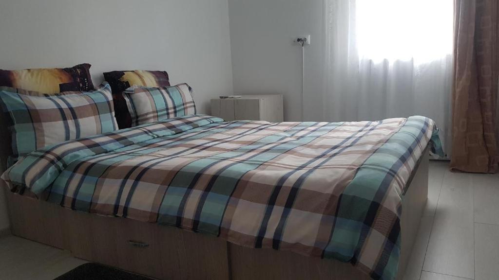 Lucky Apartment Piteşti Eksteriør billede